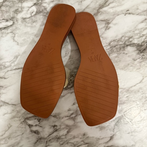 Zara Chain Sandals - Picture 2 of 3